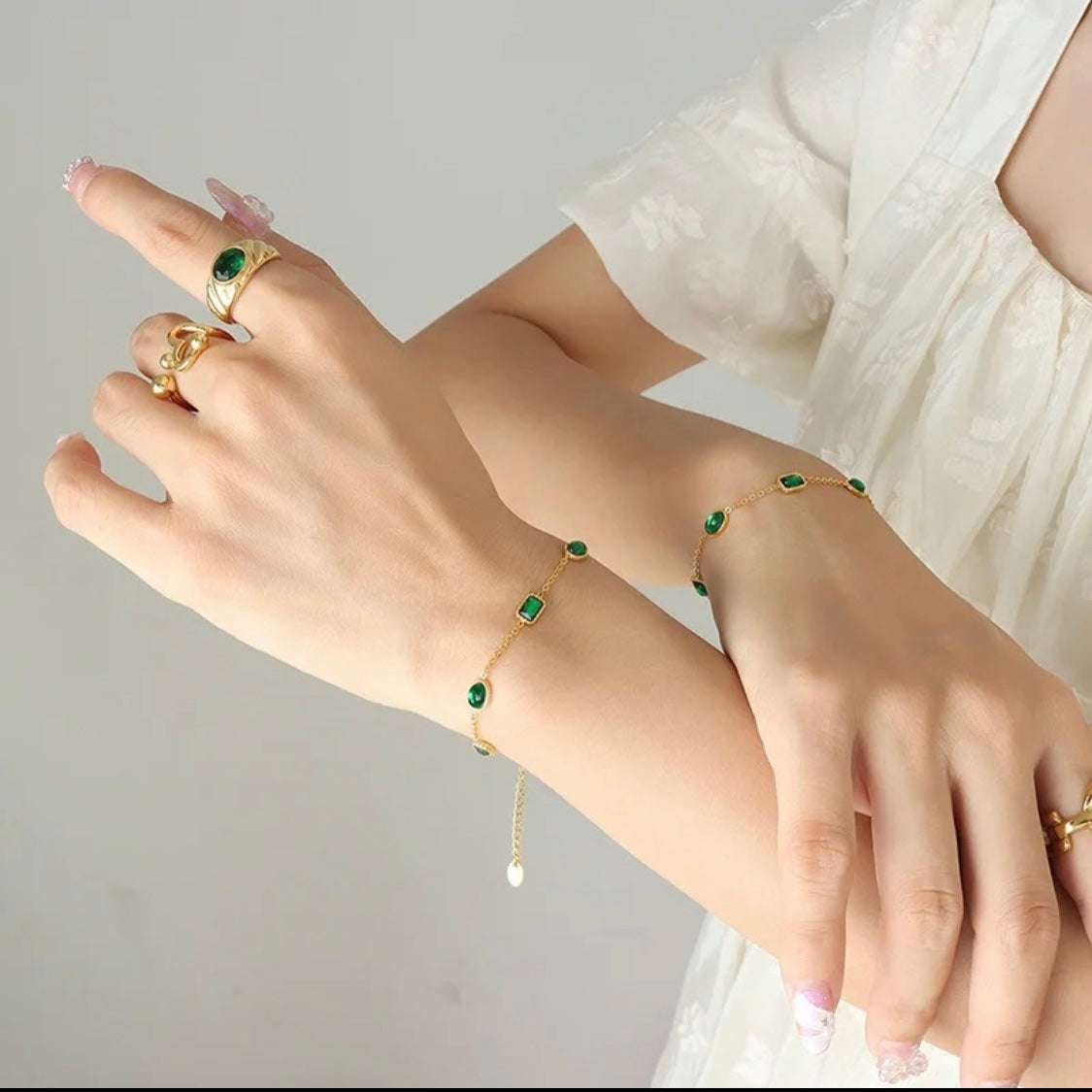 Quinn Emerald Bracelet